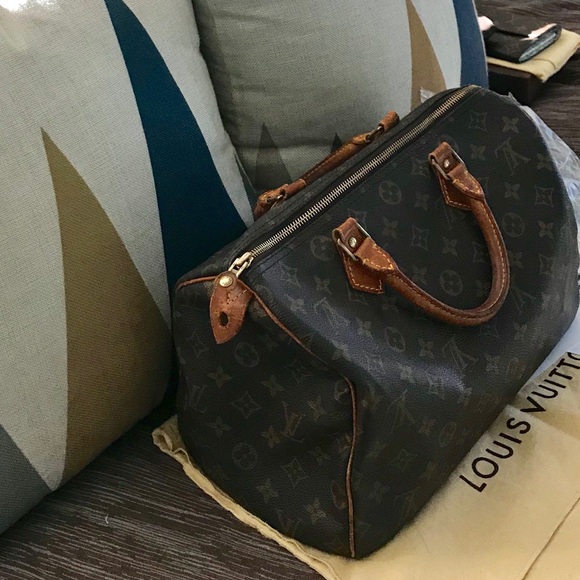 **SOLD*Authentic LV Speedy 30 With Brown organizer - Picture 8 of 8